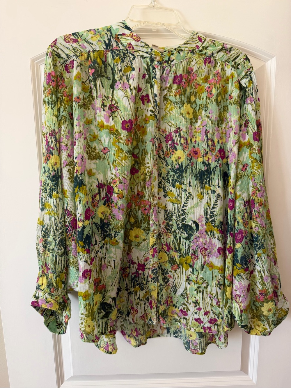 Pilcro Green Floral Button-Front Blouse - Picture 5 of 9